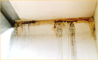 gesch&auml;digtes Auflager einer Loggia